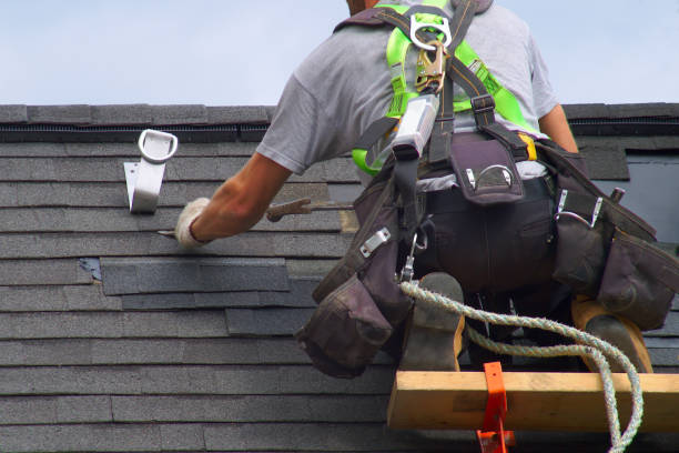 Best Emergency Roof Repair  in Valley Center, KS